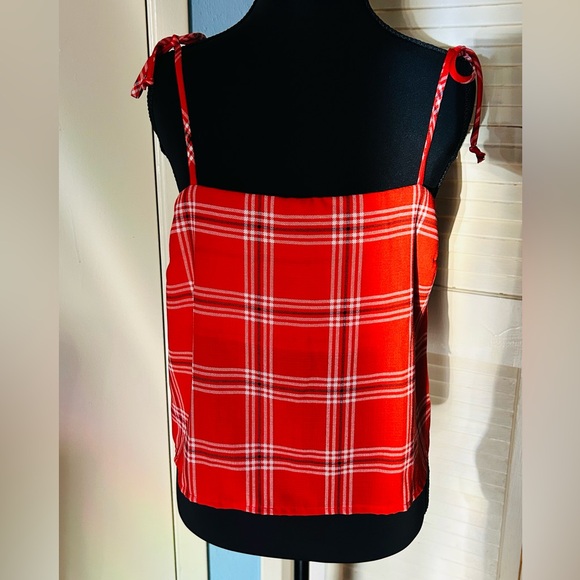 Persaya Red and White Crop spaghetti straps Camisole Top Med. - Picture 2 of 5
